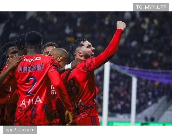 VAR回放全解析:图卢兹点球判罚引争议全过程